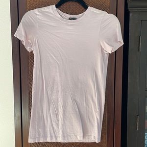 Theory size M Lavender Women’s T - like new!